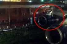 (VIDEO) Un Boeing heurte un bâtiment à l'aéroport.